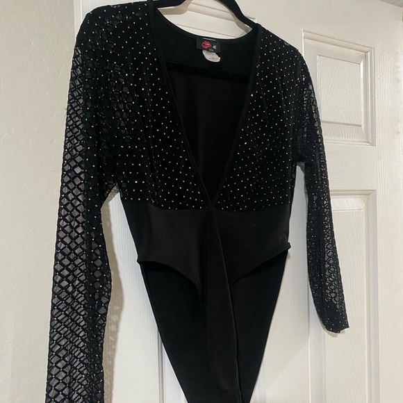 COPY - Two piece glam sparkly set size Medium - Picture 3 of 5